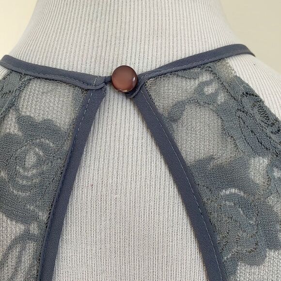 Maxi grey and lacy open back dress by love culture size Small - Picture 9 of 13